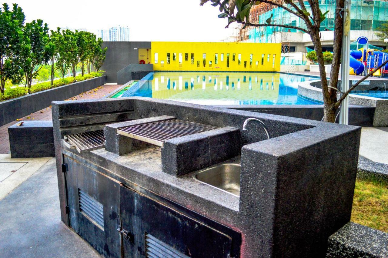 Vega Residence Cyberjaya Selangor Экстерьер фото